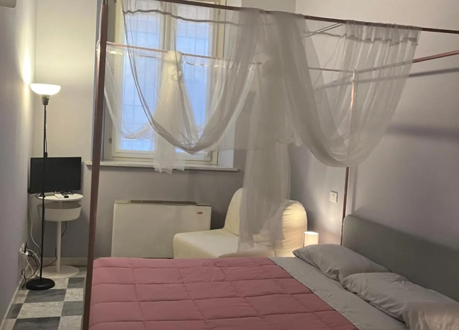 Cristina E Elena Suite بيزا 0*,